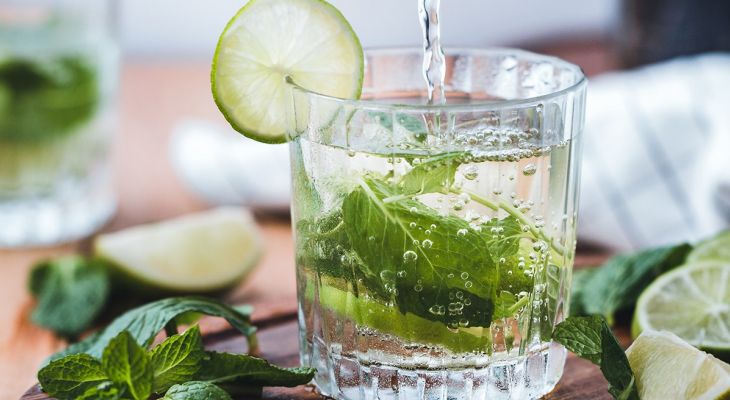 5 recettes de cocktails faciles à réaliser chez soi