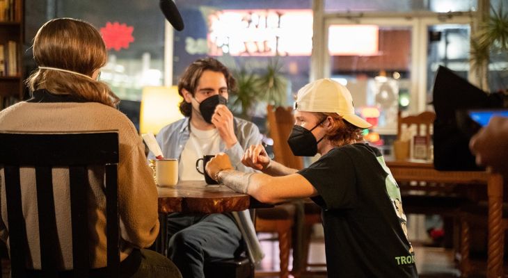 Les bars et restaurants au cinéma : bien plus que des décors !