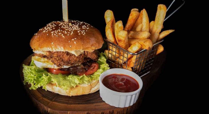 Dans quels bars parisiens manger un bon burger ?