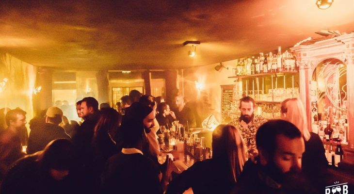 Goûtez à la sophistication dans les meilleurs bars à cocktail à Paris