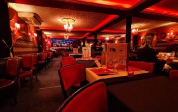 Envie d’un cabaret à Paris, à Lyon ou à Toulouse ? Envie d’un cabaret à Paris, à Lyon ou à Toulouse ?