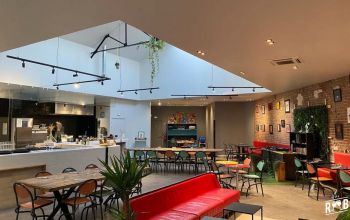 Roule ma Poule : un bar dansant à Lille pour une ambiance garantie