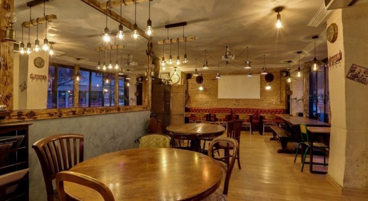 Les Deux Parisiens : la destination pour un dîner en groupe à Paris