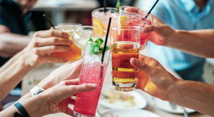 Les cocktails d’anniversaire les plus populaires dans les bars Les cocktails d’anniversaire les plus populaires dans les bars
