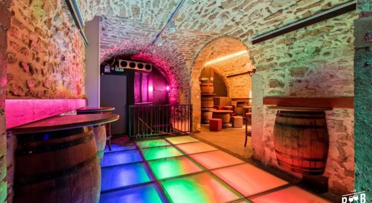 Comment ouvrir un bar dansant ?