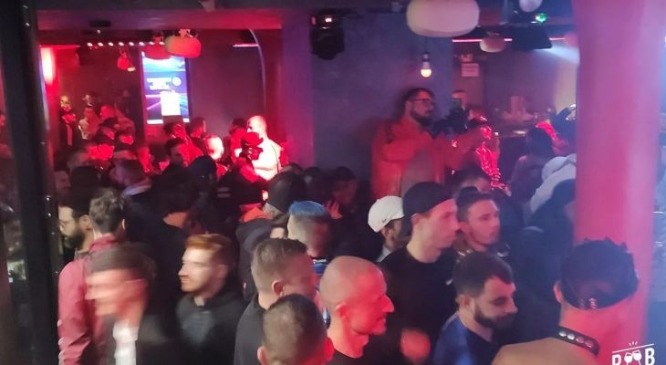 Les bars de nuits peuvent-ils rester ouverts jusqu’au petit matin ? Les bars de nuits peuvent-ils rester ouverts jusqu’au petit matin ?