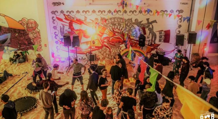 Bons plans afterwork : comment économiser lors de vos sorties au bar ?