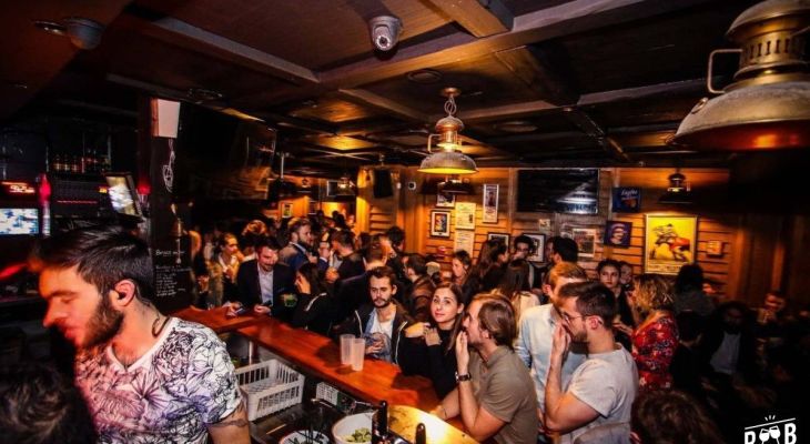 Top des bars dansants à Paris en 2025