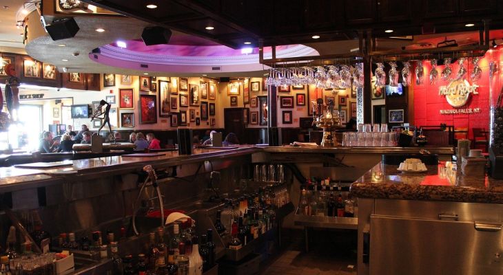 5 étapes clés pour louer un bar club