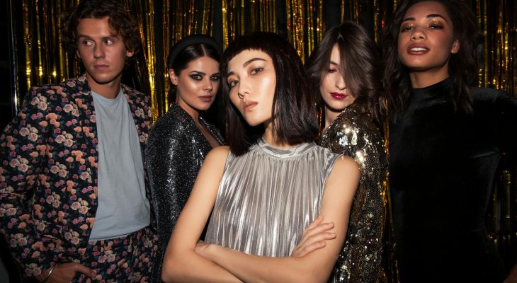 Dress code dans les bars à vin : tout ce qu'il faut savoir