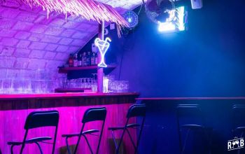 Quels bars à vin à Paris sont ouverts le lundi ? Quels bars à vin à Paris sont ouverts le lundi ?