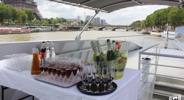 Les meilleurs bars péniches à louer à Paris en 2024