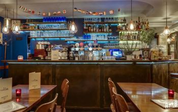 Les meilleurs bars à vin et tapas à Bastille pour une soirée gourmande