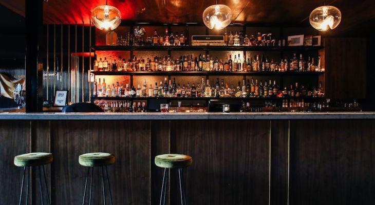 Top 5 des bars pas chers d’Avignon pour boire malin