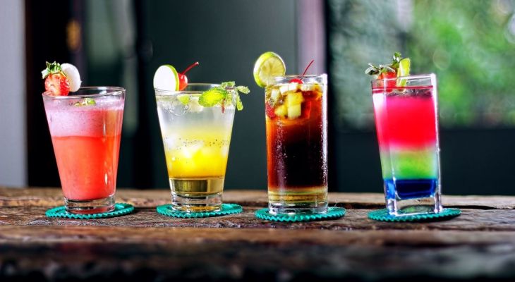 Les cocktails snackable : le nouveau format à tester en bar privatisé Les cocktails snackable : le nouveau format à tester en bar privatisé