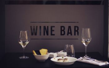 Le 5 Wine Bar #2