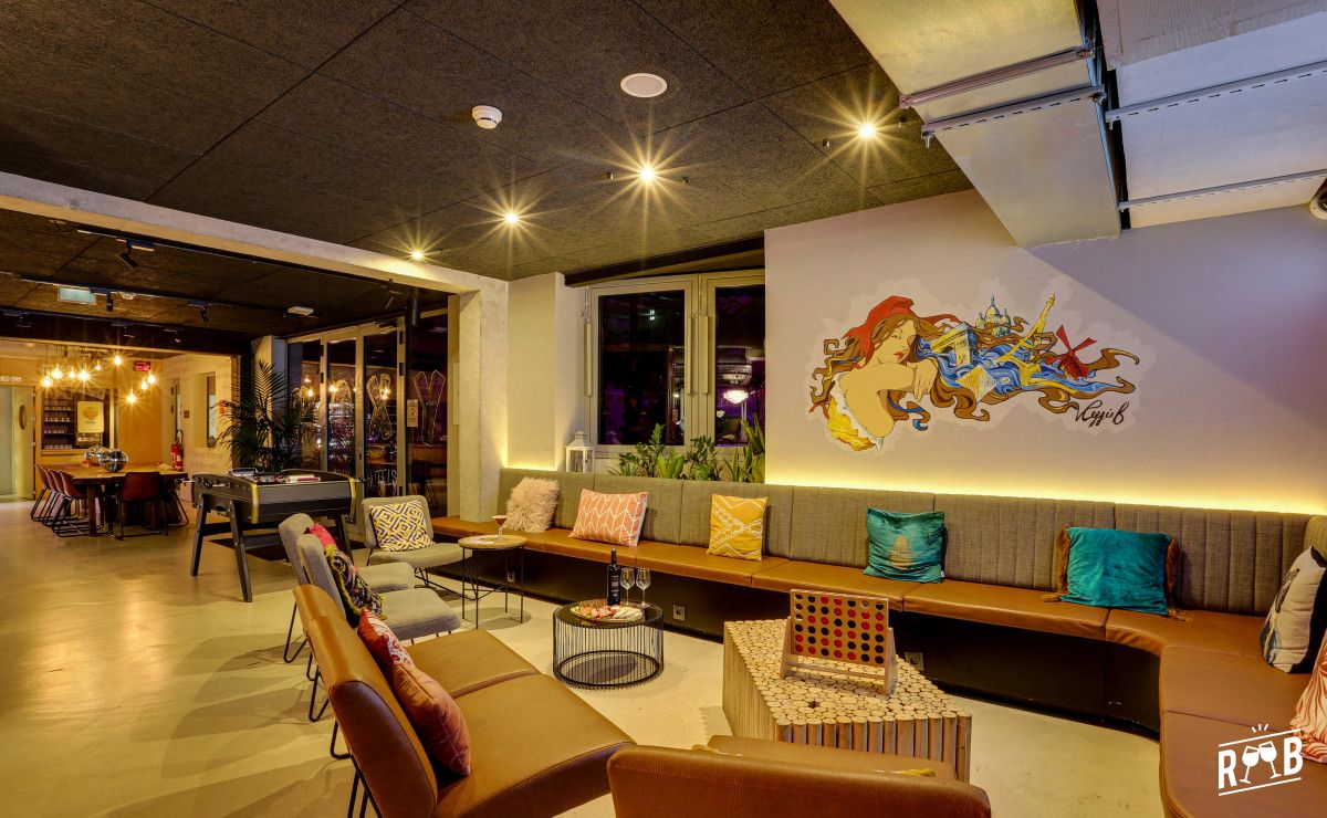 Moxy Lunch Bar #8