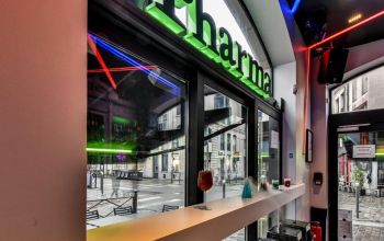 La Pharmacie Bar #10