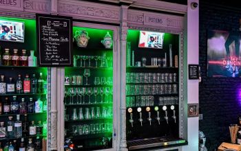 La Pharmacie Bar #14