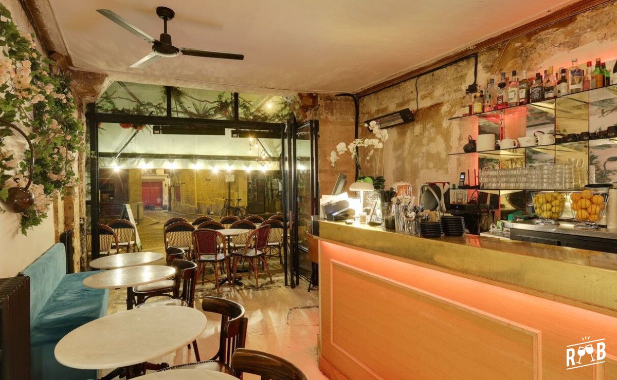 Grand Café Dragon #5