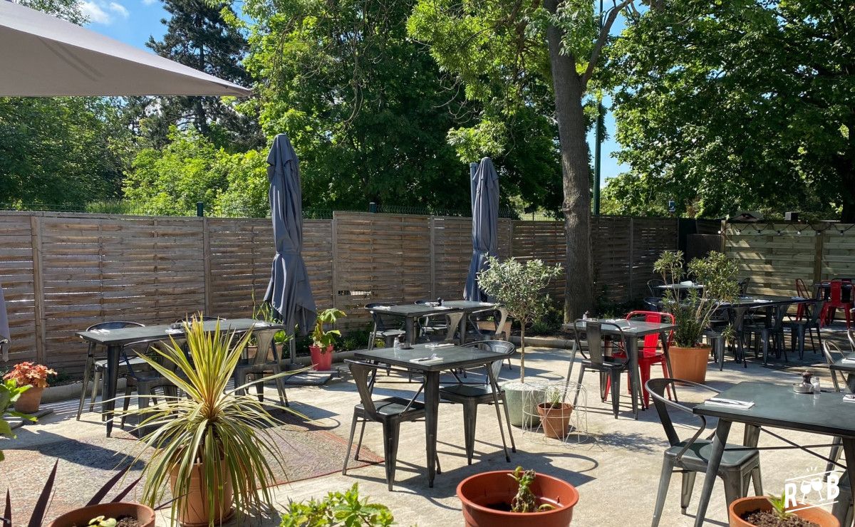 Le Pavillon Rouge #2 Le Pavillon Rouge #2