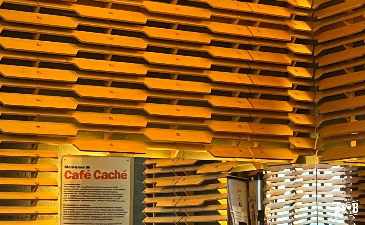 Café Caché #7 Café Caché #7