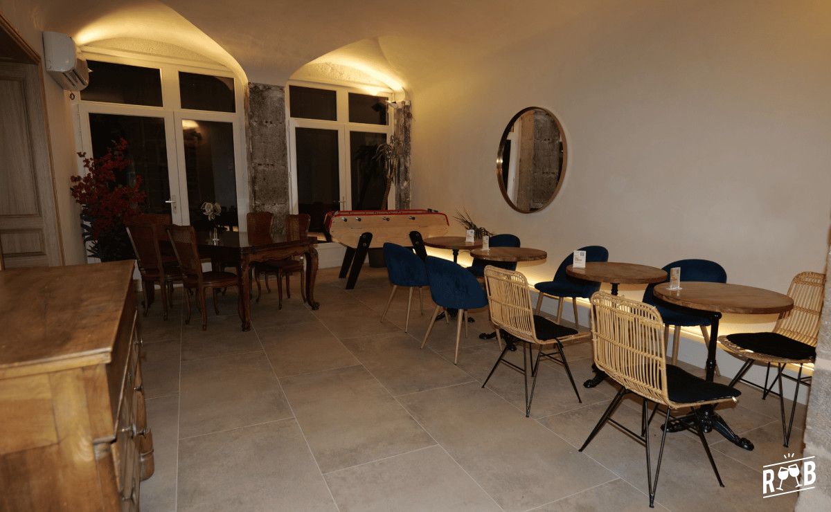 Café Chenavard #10 Café Chenavard #10