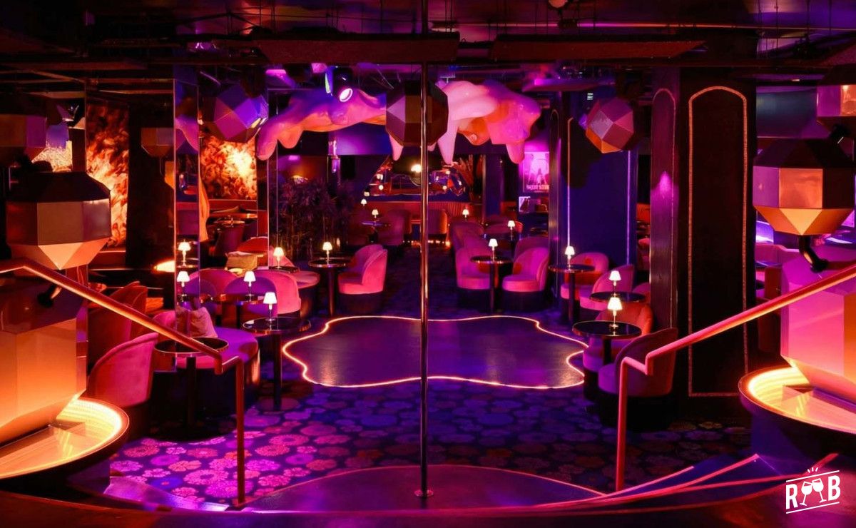 Louvre 66 #2 Louvre 66 #2