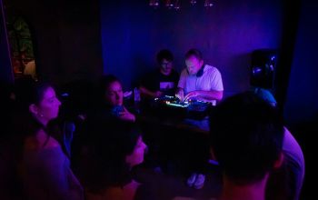 Monkey Pigalle #8 Monkey Pigalle #8