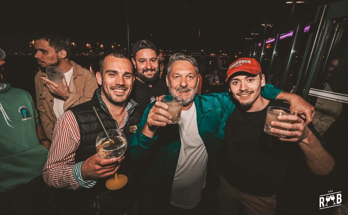 Levrette Café Nantes #6 Levrette Café Nantes #6